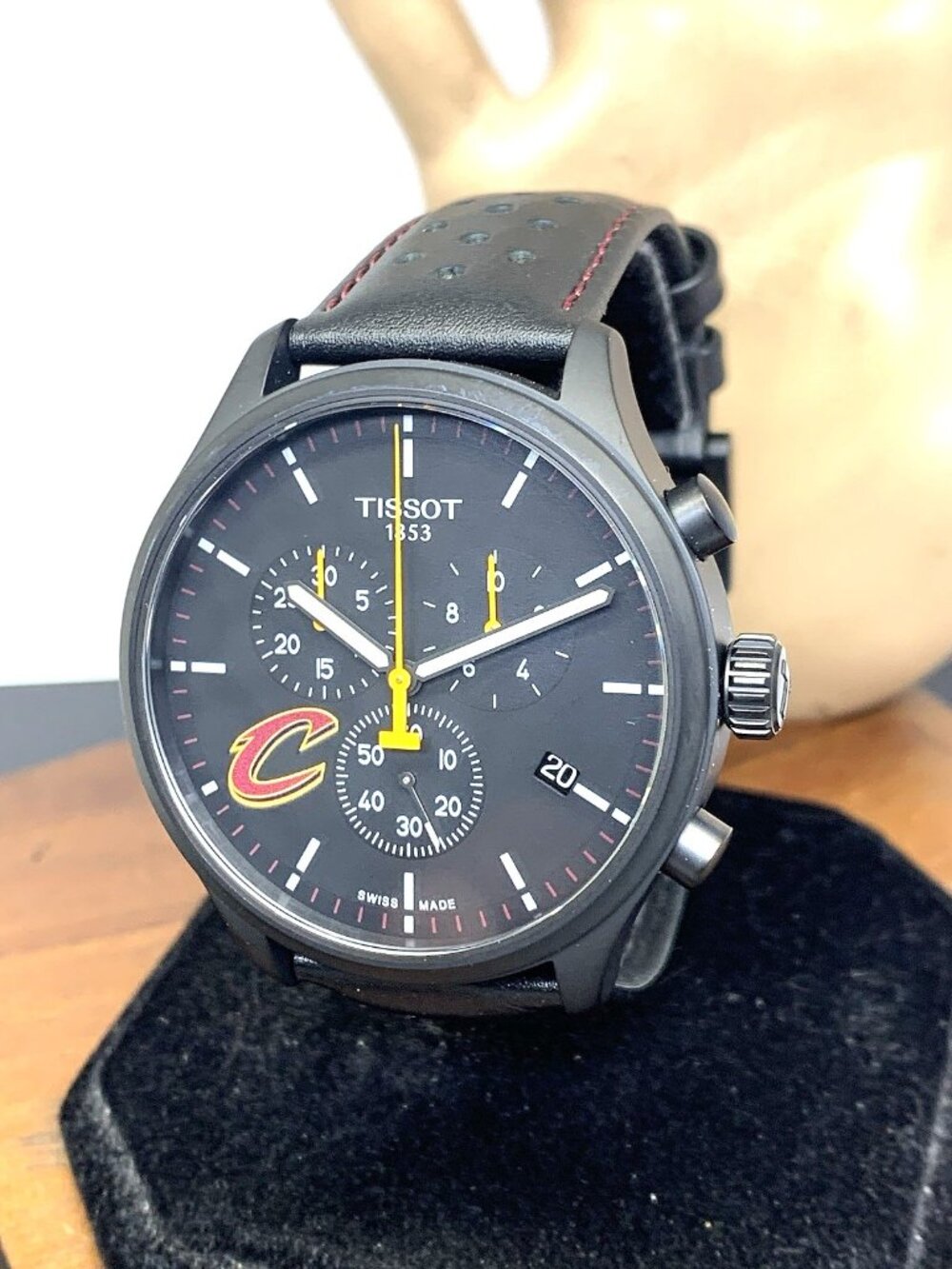 Tissot Men's Watch Swiss Quartz NBA Edition Cleveland Cavaliers T1166173605101